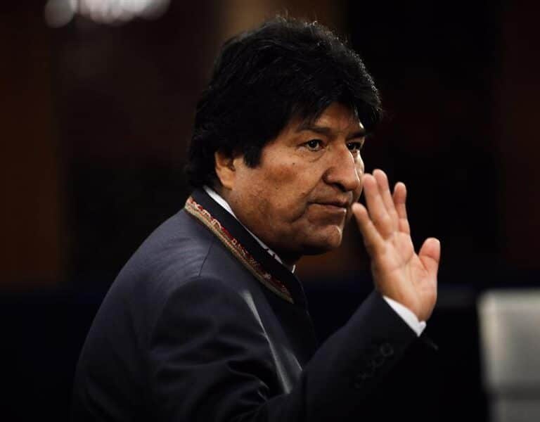 Evo Morales renuncia como presidente de Bolivia forzado por el Ejército