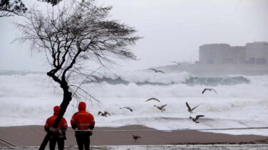 Las fuertes lluvias y rachas de viento asolarán a toda España este jueves