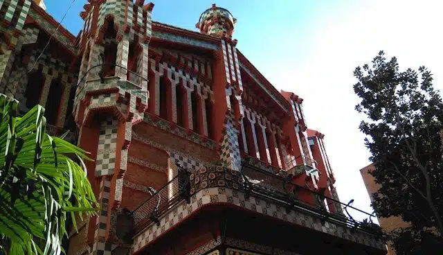 Las entradas de la Casa Vicens Gaudí costarán la mitad con motivo de su aniversario