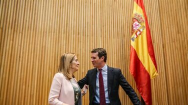Casado anuncia que Ana Pastor será ministra si gobierna el PP, como fue con Aznar y Rajoy