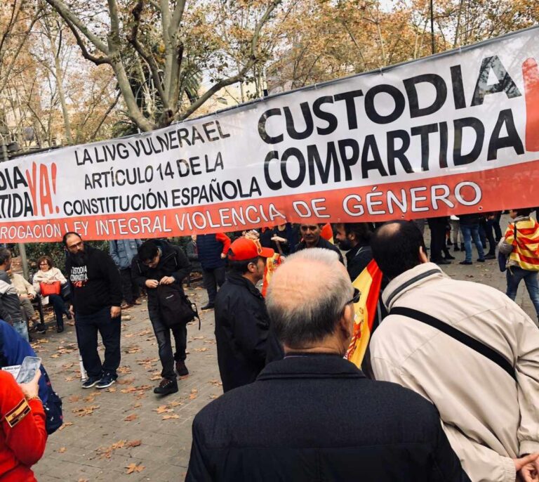 Ciudadanos no va a la manifestación de Barcelona por una pancarta