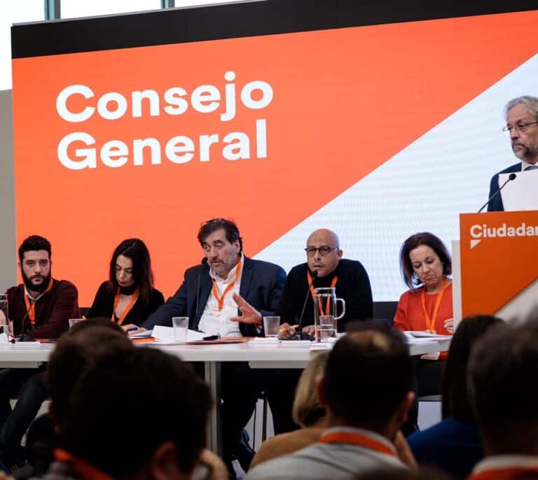 El ala crítica de Cs, excluida del Consejo General: "Parece un partido de corte soviético"