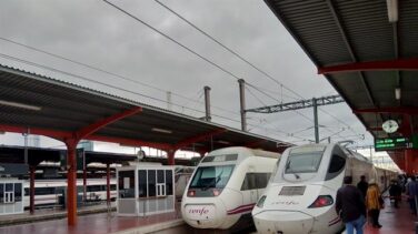 El Gobierno se lanza a rescatar el sector del transporte con medidas por 1.700 millones