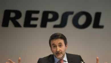 Repsol deja en el aire la inversión de 3.000 millones en España por los 'impuestazos' de Sánchez