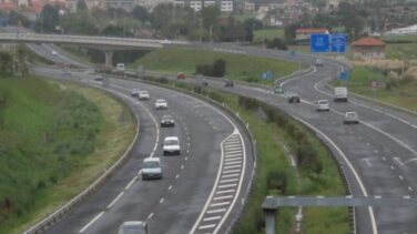 Catorce heridos, dos de ellos graves, en un accidente múltiple en Gipuzkoa