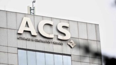 ACS gana 574 millones y dispara su inversión hasta los 1.700 millones
