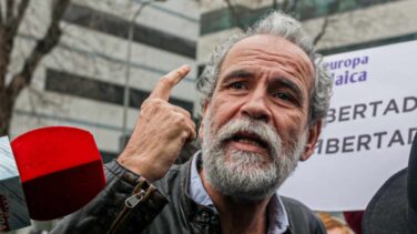 Pablo Iglesias defiende a Willy Toledo: "Es indignante que pueda acabar en la cárcel"