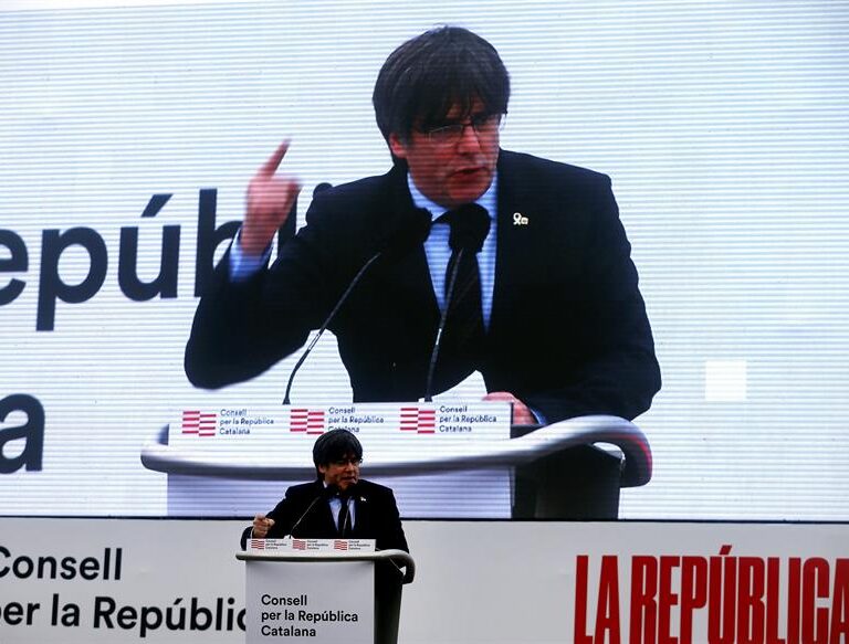 La opa hostil de Puigdemont deja al PDeCat sin referentes