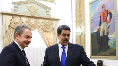Zapatero se reúne con Maduro y Delcy Rodríguez en plena polémica del 'caso Ábalos'