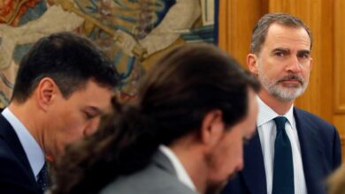 PSOE y Podemos tienen un pacto tácito de no agresión en torno al debate de la Monarquía