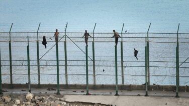 El Gobierno equipara Ceuta y Melilla con la franja de Gaza, Belfast y el muro de Trump