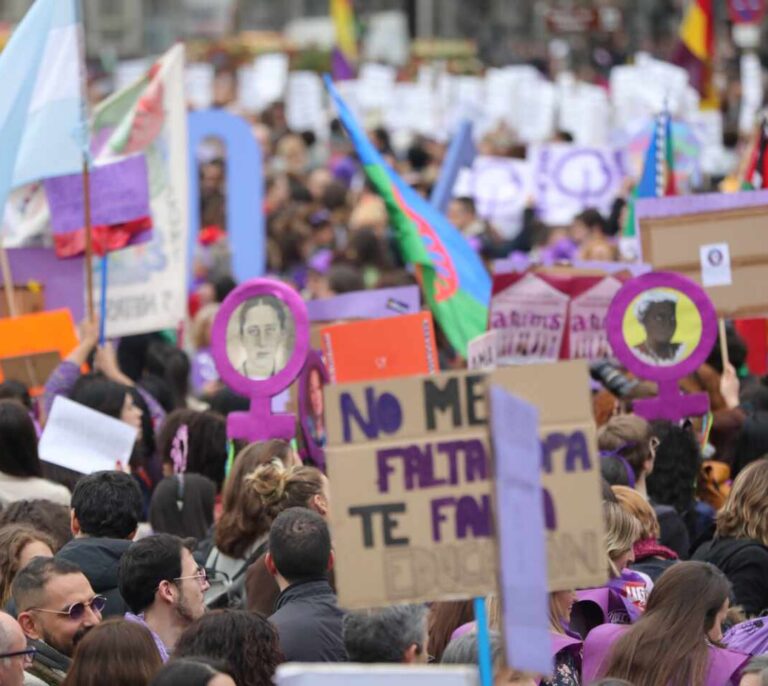 Feminismo de los Roper (y Marx en el pubis)