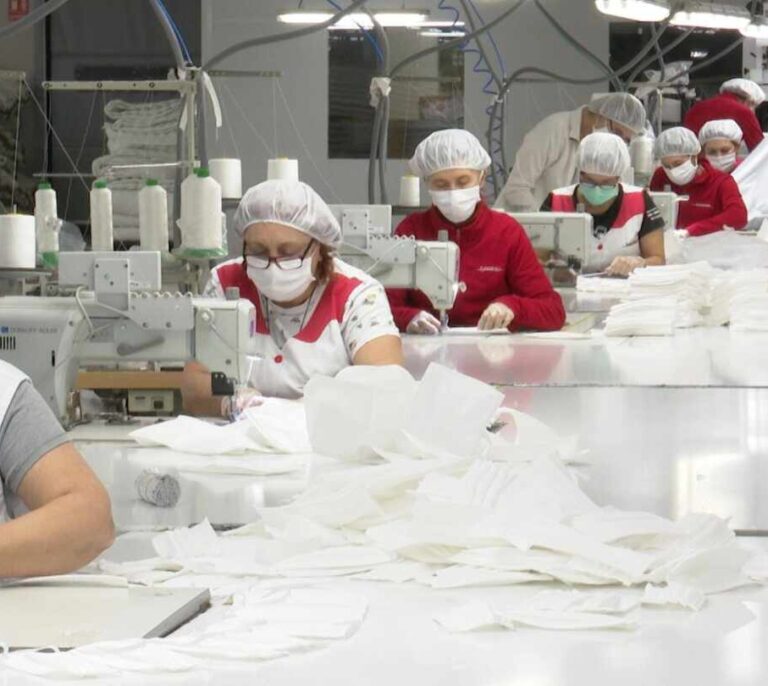 Los costes laborales se disparan un 5% por la caída de la productividad