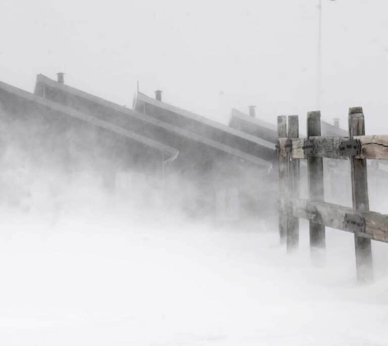 Cuatro comunidades autónomas en alerta por lluvia y 49 vías afectadas por la nieve