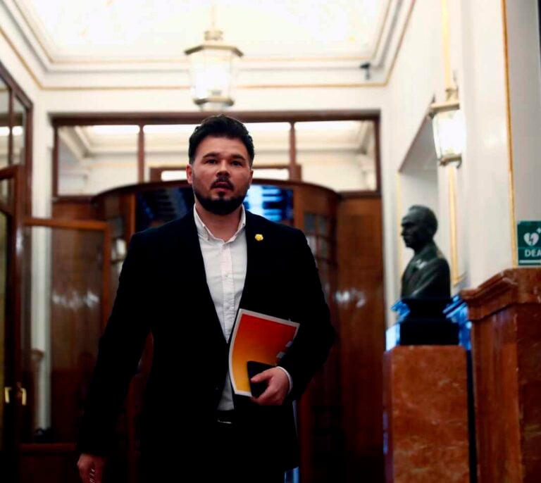 Rufián echa en cara al Gobierno los 500 muertos: "Tenemos al país en la UCI y el médico se acaba de enterar"