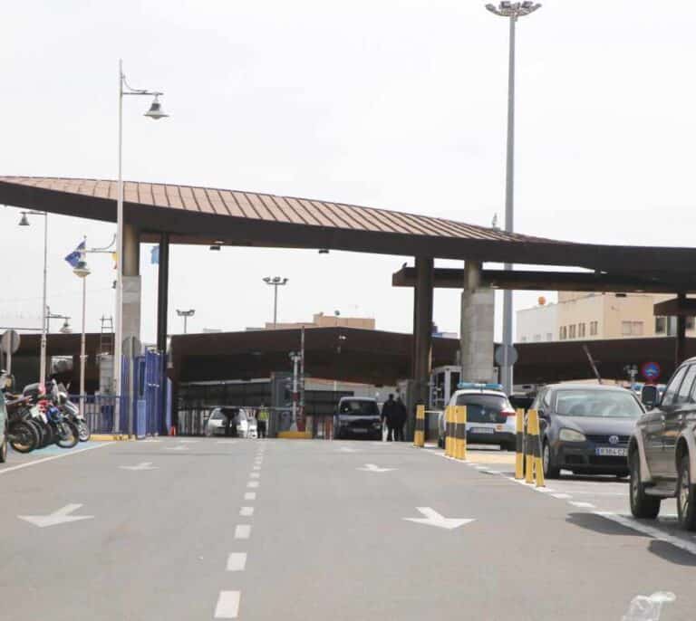 Marruecos cierra las fronteras terrestres con Ceuta y Melilla desde este viernes a las 6 de la mañana