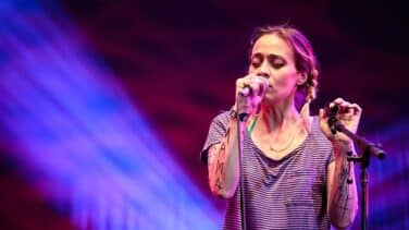 Quién es Fiona Apple y por qué su último álbum tiene un 10 según la crítica