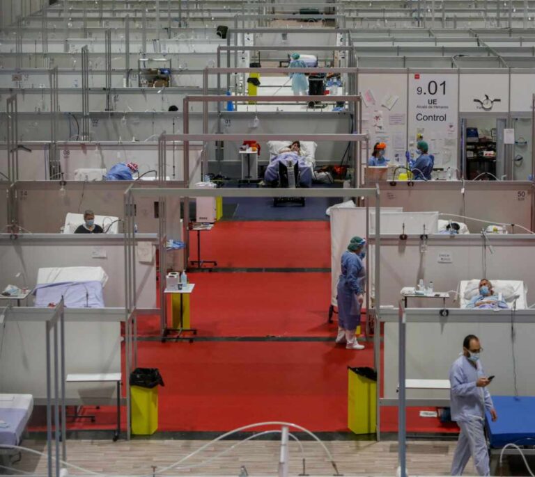 Madrid estudia la reapertura del Hospital de Ifema ante la presión en los hospitales