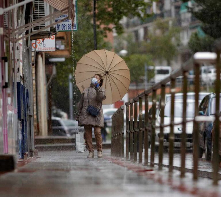 Las lluvias y tormentas ponen en riesgo este lunes a 13 provincias