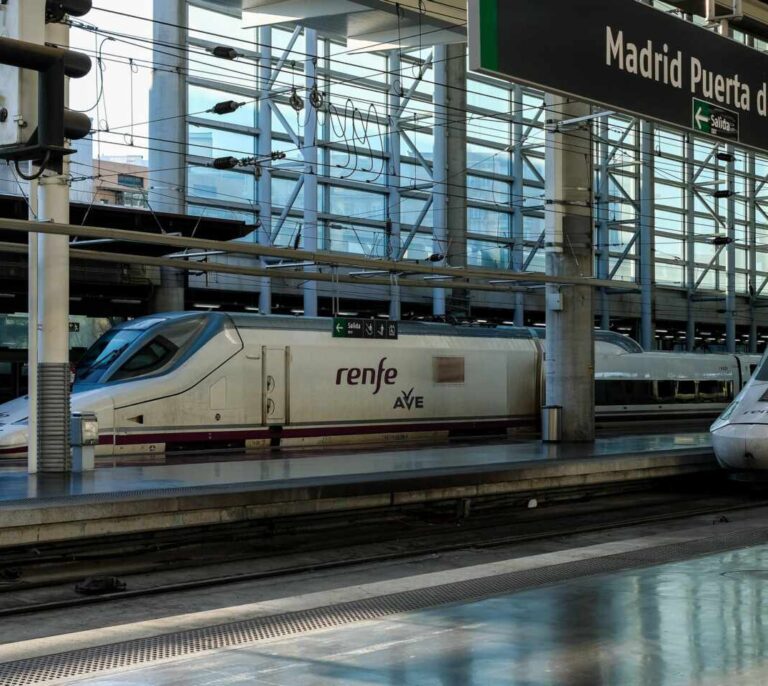 Renfe, SNCF y Trenitalia firman el lunes los contratos para empezar a competir en el AVE en diciembre