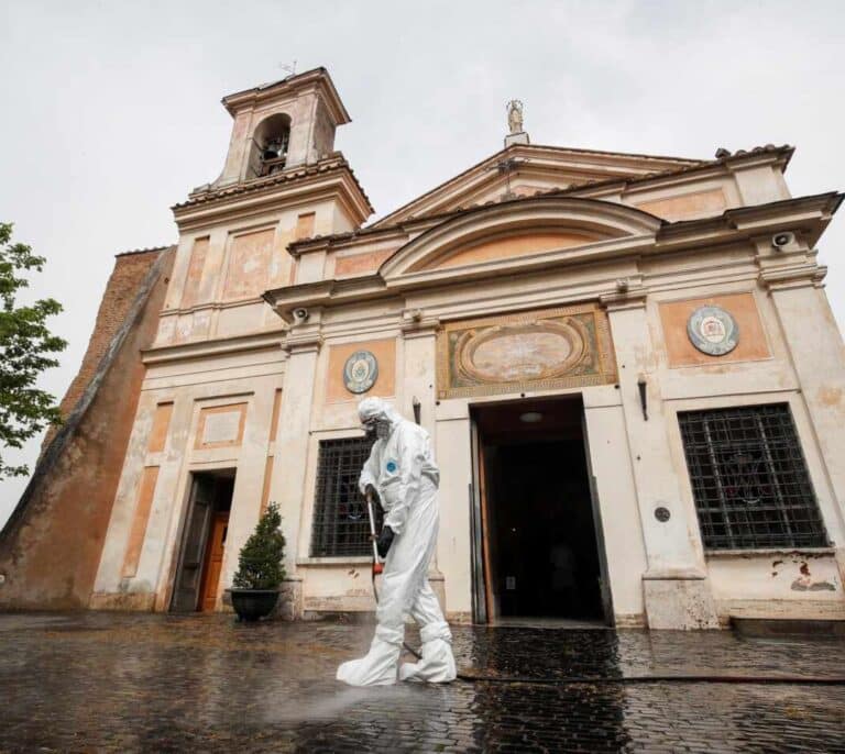 Italia retrocede: récord diario de casos en el país desde el inicio de la pandemia