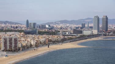 Otro golpe al turismo: el freno a Madrid y Barcelona aplaza las 'vacaciones' al menos al 6 de julio