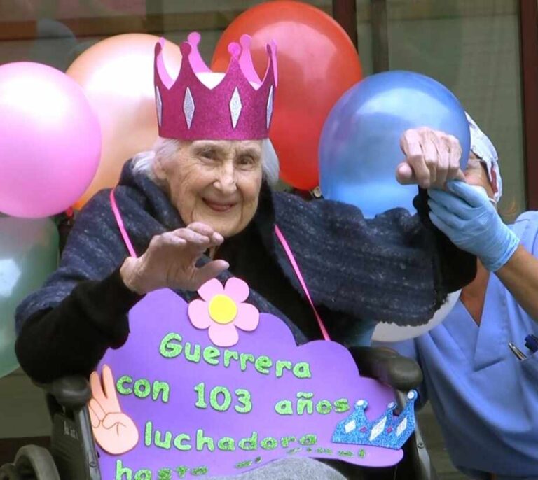La 'dama centenaria de hierro' que doblegó al Covid-19 con 103 años