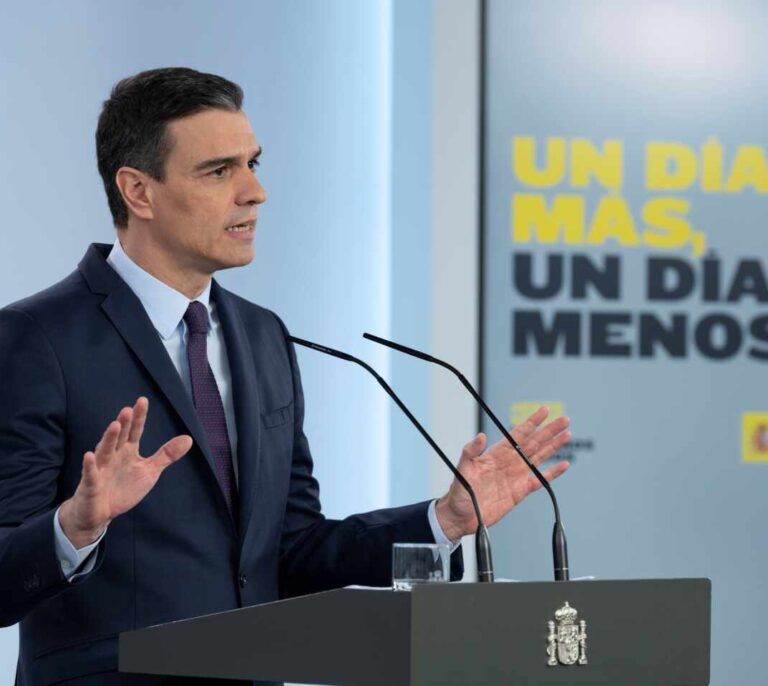 Sánchez anuncia que pedirá un "último" estado de alarma de un mes de duración