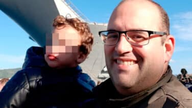 "Mi hijo de dos años es español y no puede volver solo de Cuba sin su madre"