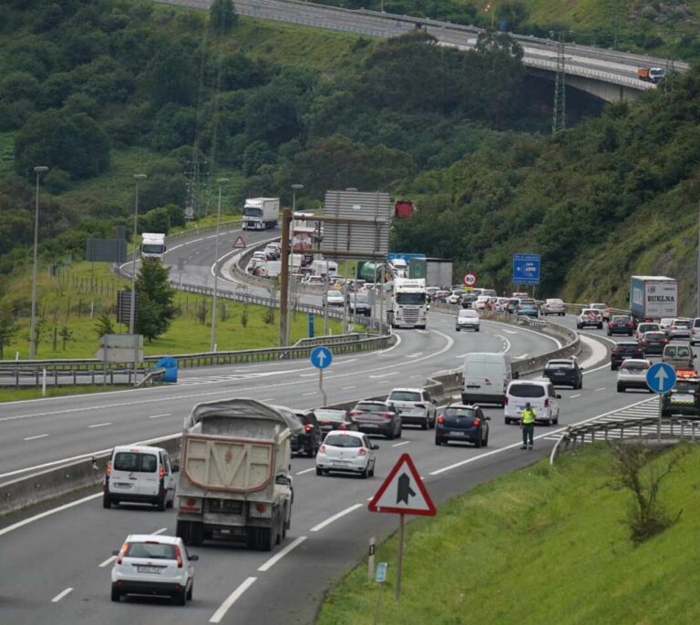 El uso de coche particular sí que se recupera en 'V' con la "nueva normalidad"