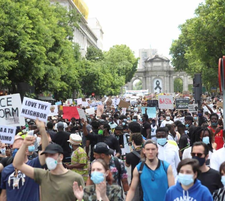 Ayuso cree que la manifestación contra el racismo en Madrid estuvo "completamente descontrolada"