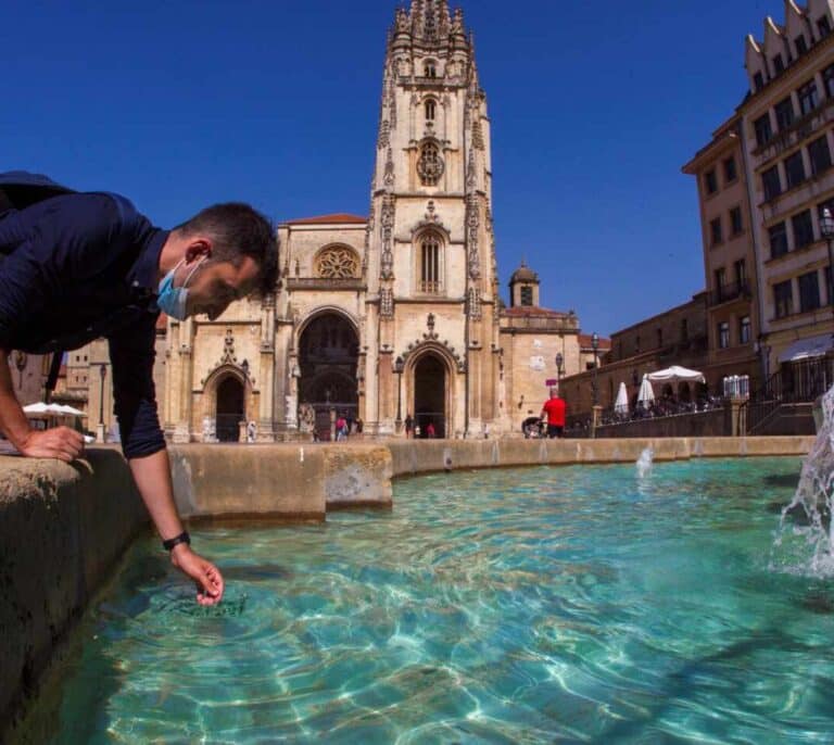 El calor cede aunque persiste la alerta en 10 comunidades, tres en naranja