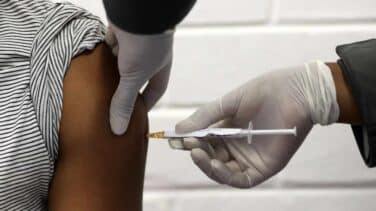 AstraZeneca podría tener la vacuna contra el Covid-19 "en cualquier momento a partir de septiembre"