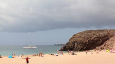 Un hombre da positivo en Lanzarote tras volar desde México y pasar por Barajas