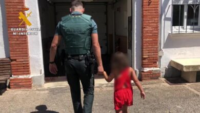 La Guardia Civil auxilia a una niña de 7 años abandonada por la pareja de su madre en La Rioja