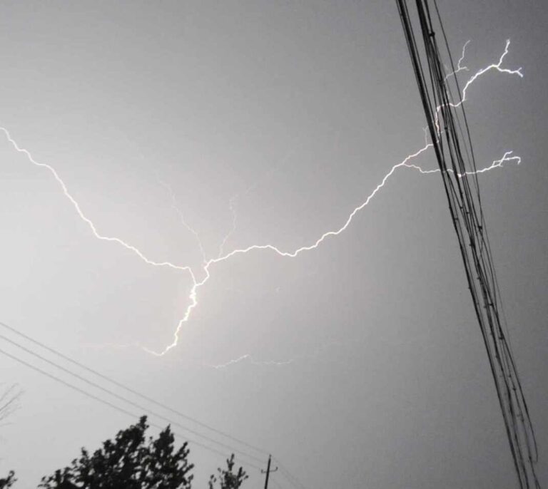 Casi 400 rayos durante la tormenta de este miércoles en Extremadura