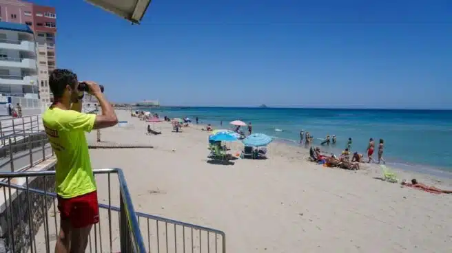 Un niño de 10 años y un hombre de 60 mueren ahogados en las playas catalanas