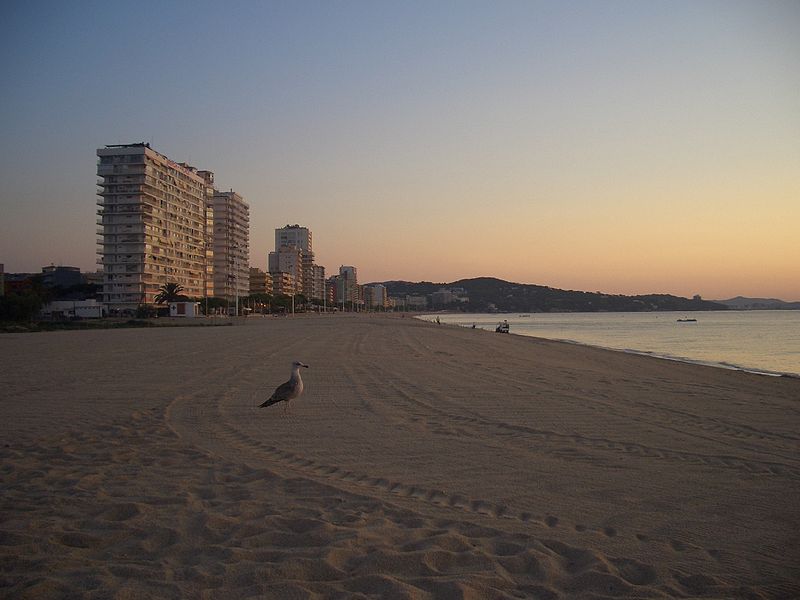 Muere un joven de 16 años en una playa de Girona y ya son 20 los ahogados en Cataluña
