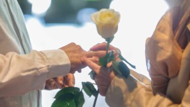 Alerta en Murcia tras el positivo del novio en una boda con 200 invitados