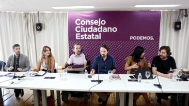 El juez mantiene a Podemos investigado por los indicios de que desvió fondos electorales