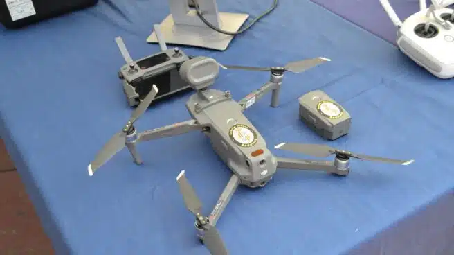 Badalona estrena un dron para vigilar las 'okupaciones' de pisos