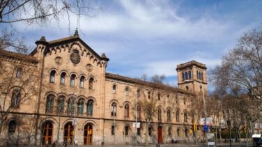 La Universidad de Barcelona vuelve al masculino genérico en sus publicaciones