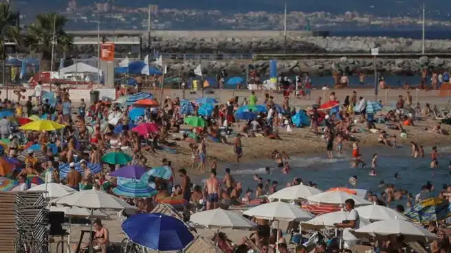 Los contagios siguen remitiendo en Cataluña: 863 positivos y cinco muertos en 24 horas