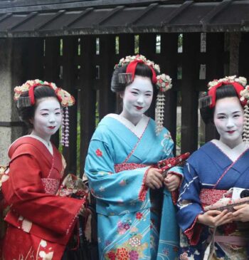 En las sombras de la pandemia: las geishas japonesas temen la desaparición [...]