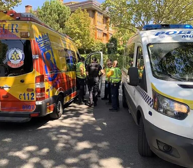 Un hombre fallece atropellado por un autobús tras discutir con su conductor