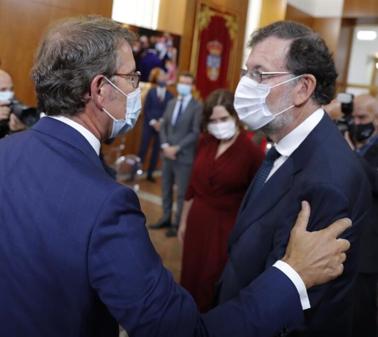 Rajoy critica que en el Gobierno hay "demasiados líos aunque se haya ido Pablo Iglesias"