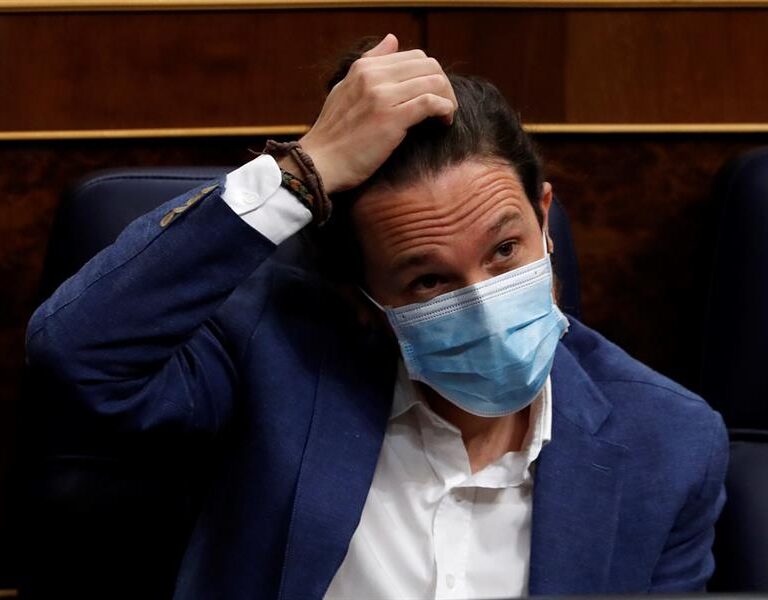 Iglesias: "Es bastante ridículo que Tezanos no pregunte en el CIS acerca de la Monarquía"