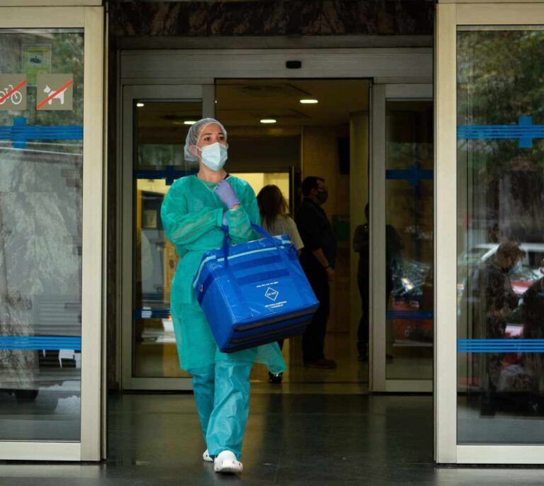 Sanidad registra 18.418 nuevos casos y 267 muertes por coronavirus