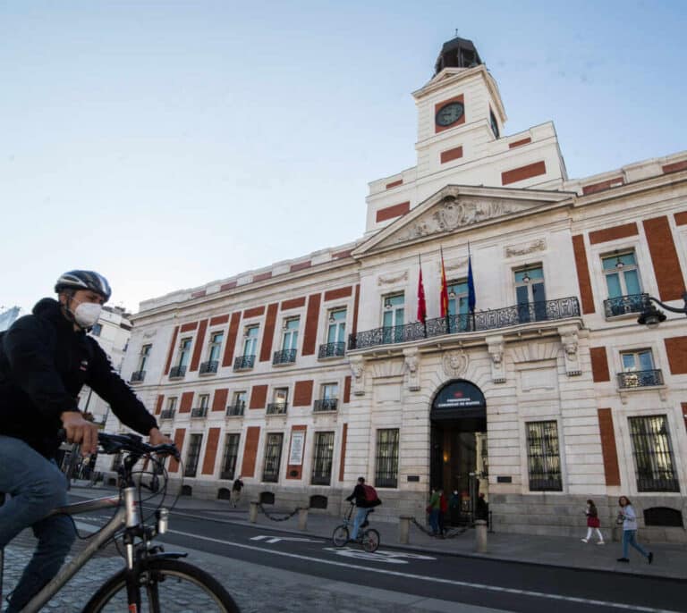 Madrid puede perder este mes un millón de viajeros por la confusión con las restricciones