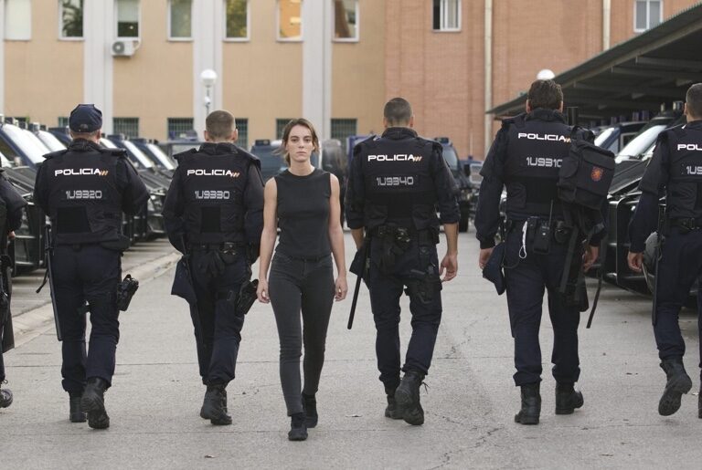 'Antidisturbios', la serie que alaba la crítica e inquieta a la policía